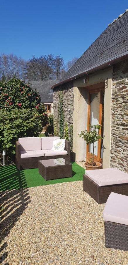 Le Vieux Moulin Gites - Detached Cottage With Garden Views And Pool Guégon Exterior foto