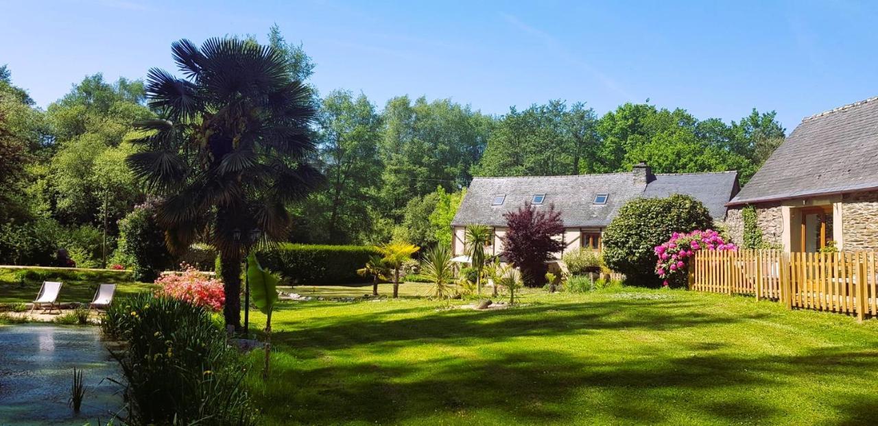 Le Vieux Moulin Gites - Detached Cottage With Garden Views And Pool Guégon Exterior foto